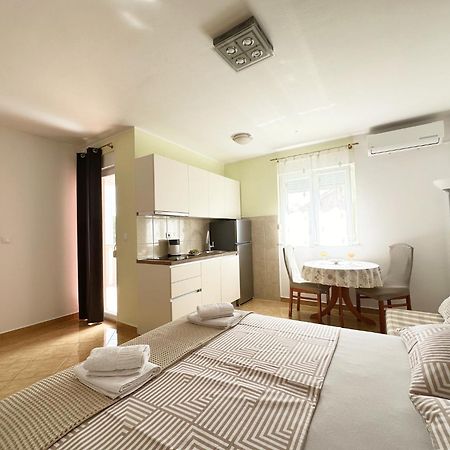 Apartments Vila Miranda Βόντιτσε Εξωτερικό φωτογραφία