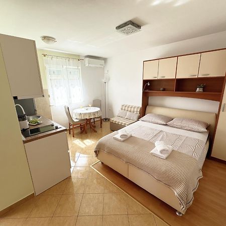 Apartments Vila Miranda Βόντιτσε Εξωτερικό φωτογραφία