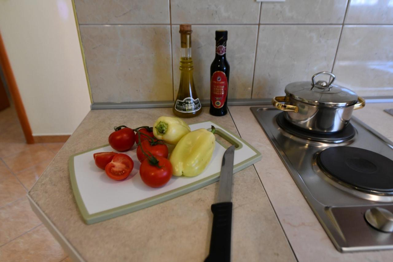 Apartments Vila Miranda Βόντιτσε Εξωτερικό φωτογραφία