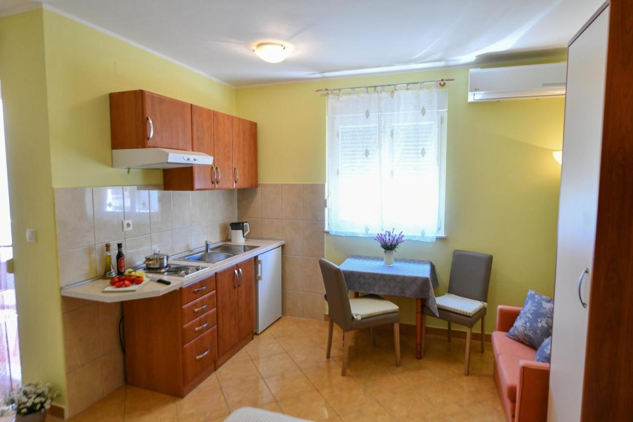 Apartments Vila Miranda Βόντιτσε Εξωτερικό φωτογραφία