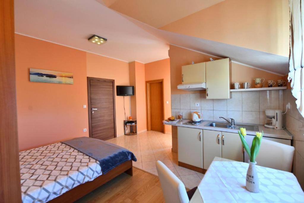 Apartments Vila Miranda Βόντιτσε Εξωτερικό φωτογραφία