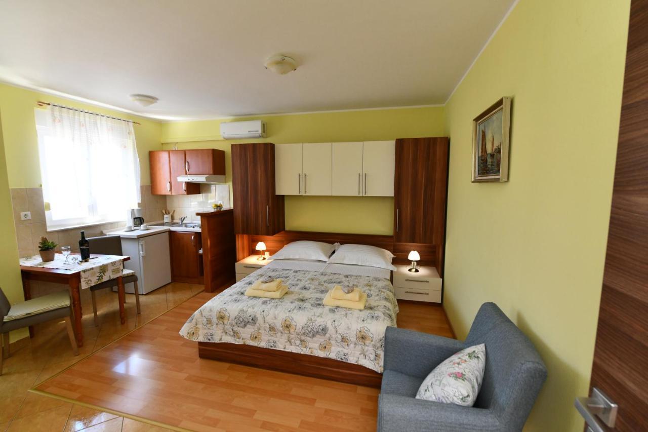 Apartments Vila Miranda Βόντιτσε Εξωτερικό φωτογραφία