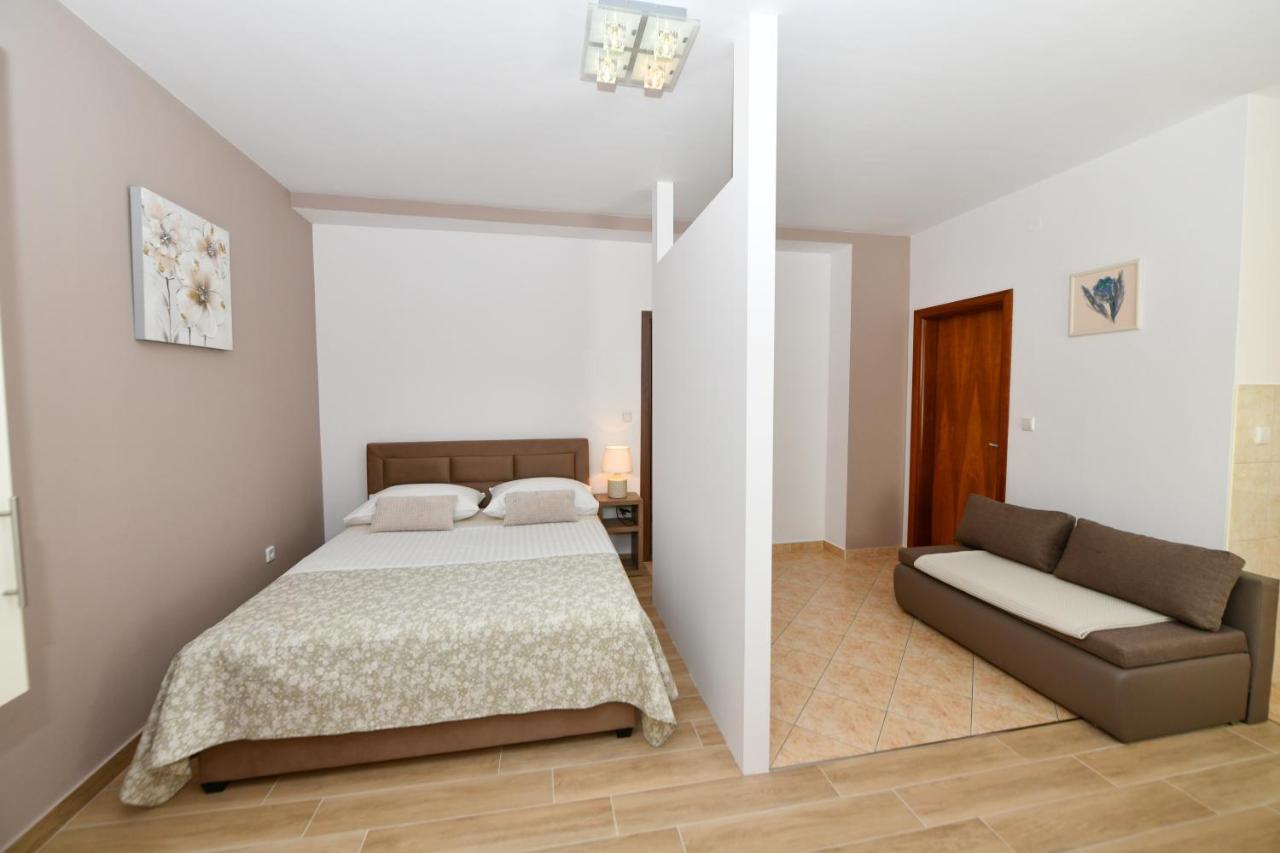 Apartments Vila Miranda Βόντιτσε Εξωτερικό φωτογραφία