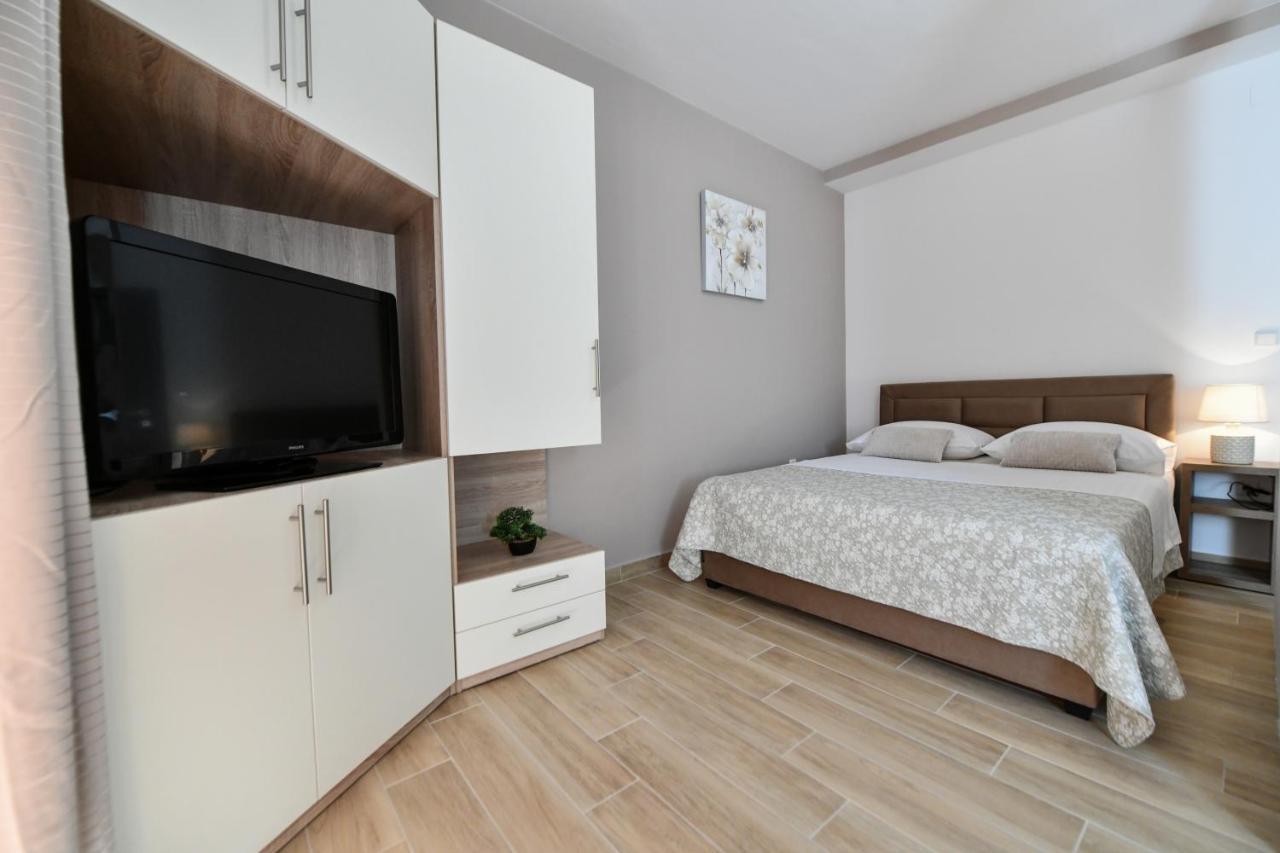 Apartments Vila Miranda Βόντιτσε Εξωτερικό φωτογραφία