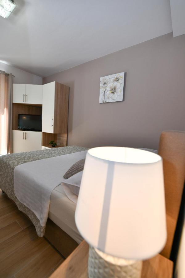 Apartments Vila Miranda Βόντιτσε Εξωτερικό φωτογραφία